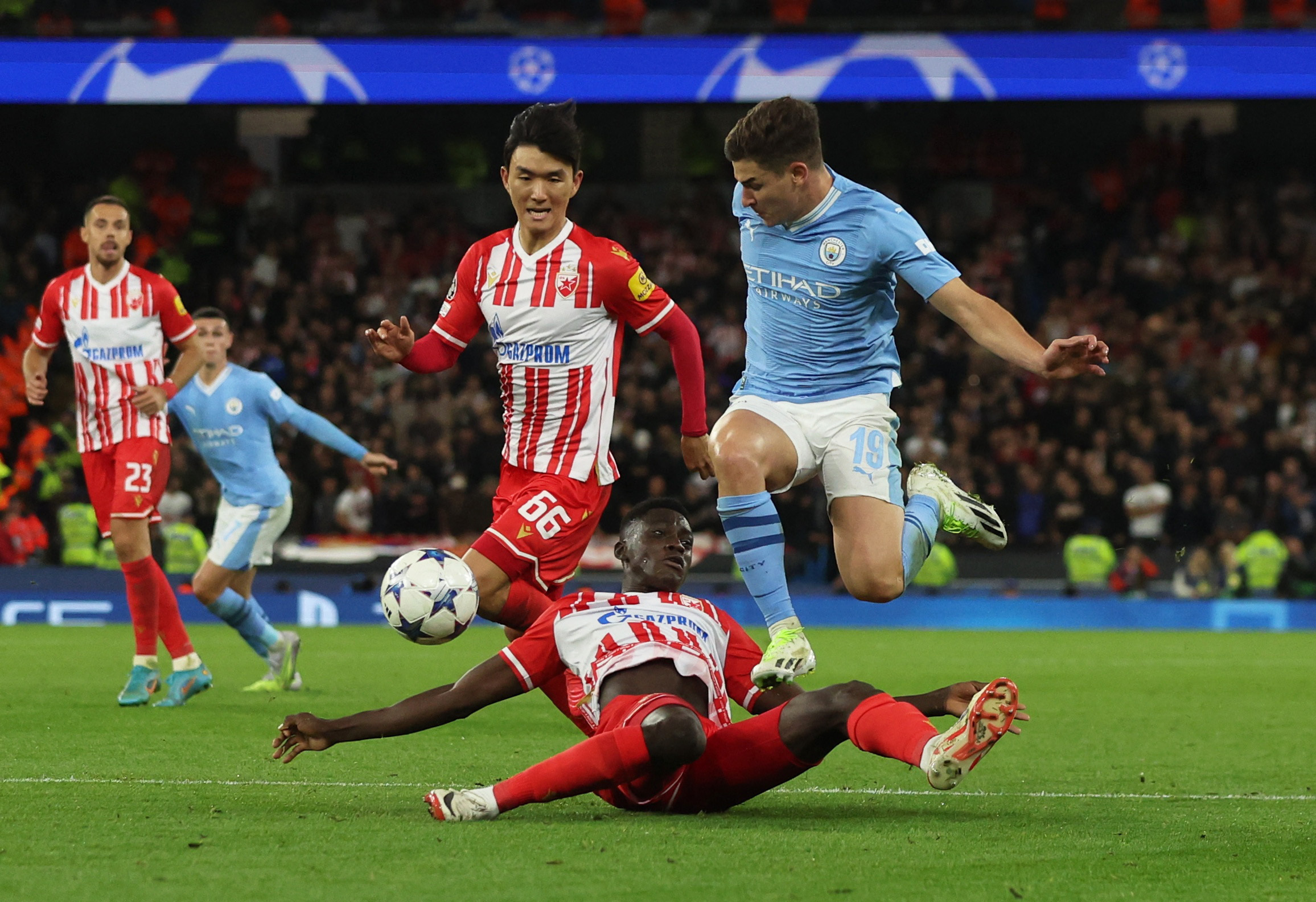 crvena-zvezda-vs-manchester-city-0045-14-12-126023.jpg